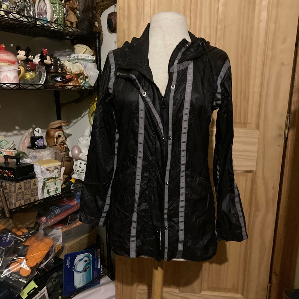 NECA The Hunger Games arena jacket for women